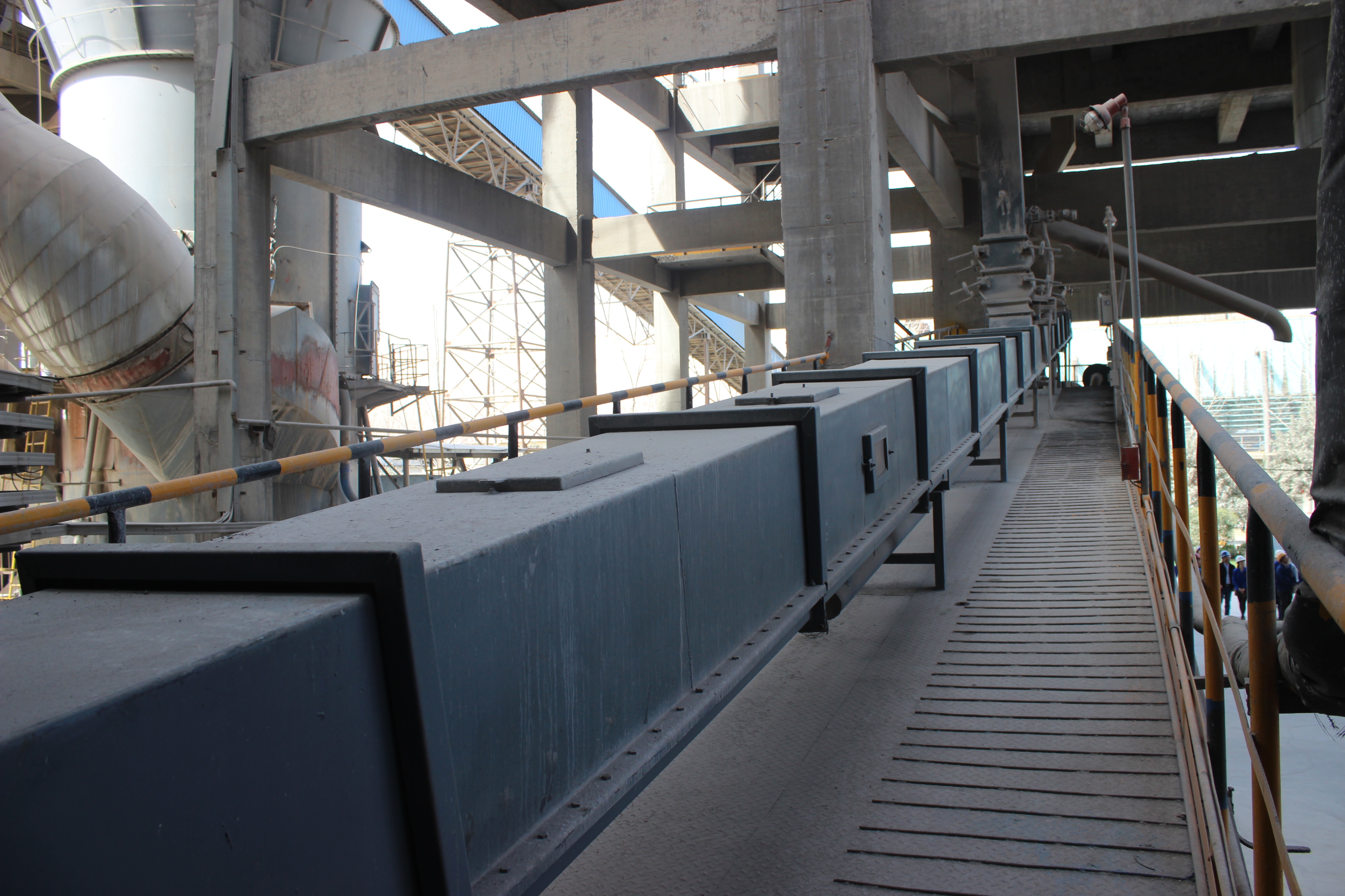 مورد سيور مكشطة