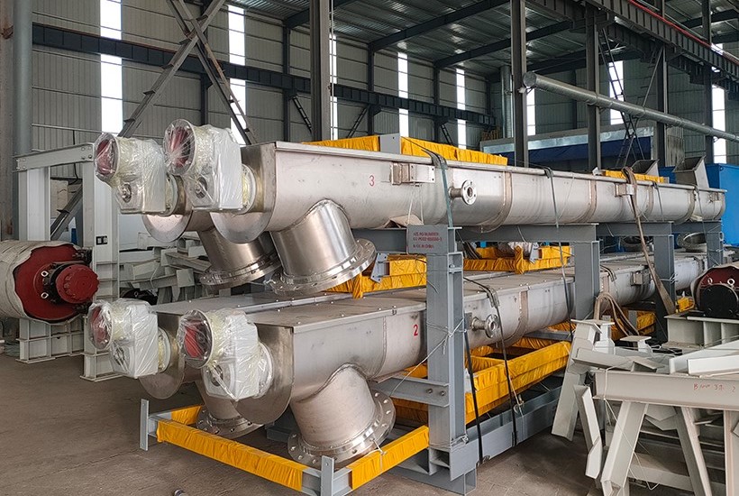 ناقل برغي الحمأة